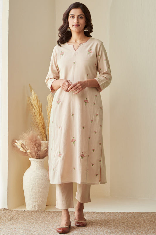 Nazm Mahnoor Kurta